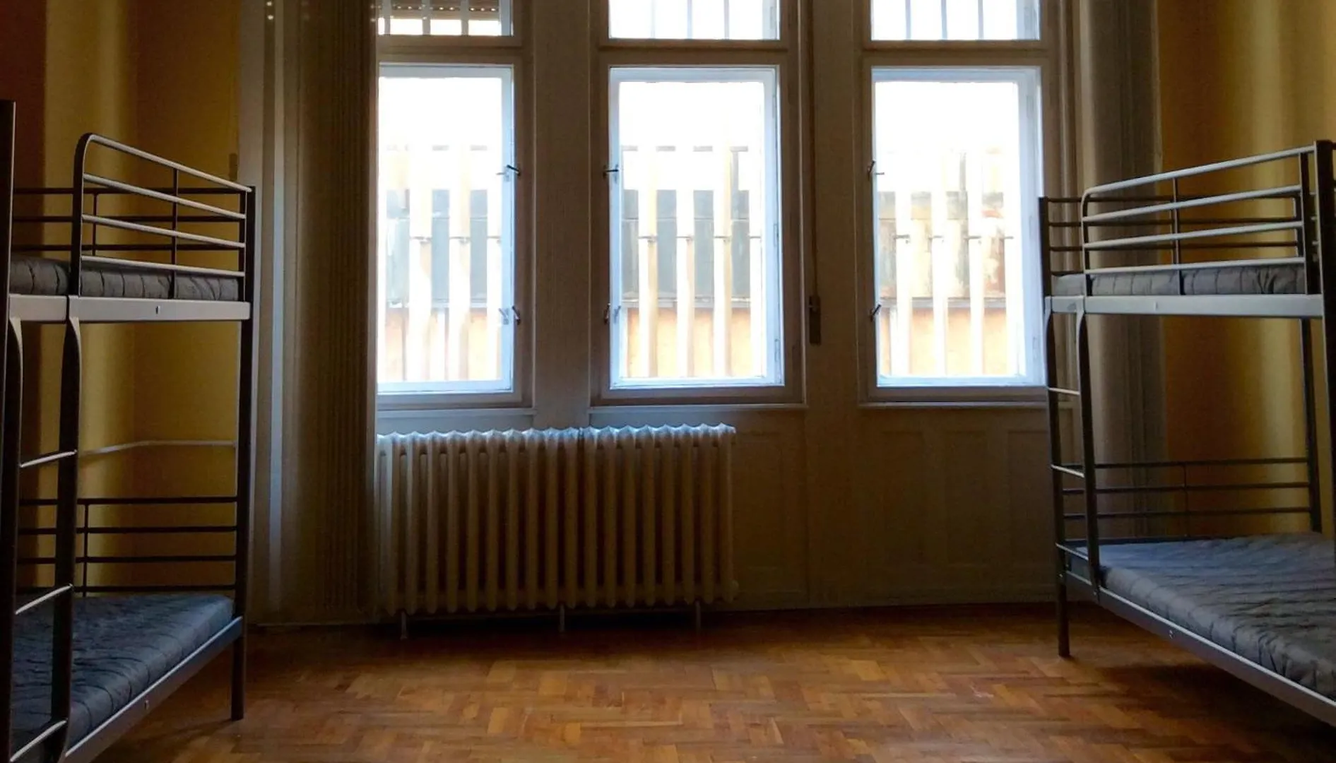 Comebackpackers Budapest 0*,  Ungern